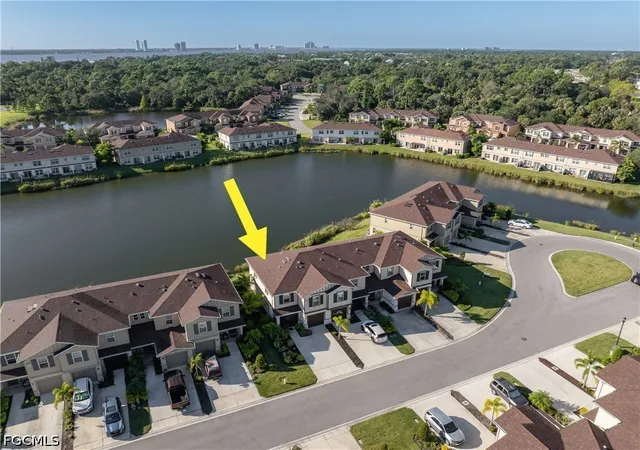 Photo 2 of Townhouse for sale at 15011 Caspian Tern Ct #101, North Fort Myers, FL 33917 | MLS# 2026041616 | Listing updated on 2026-10-07