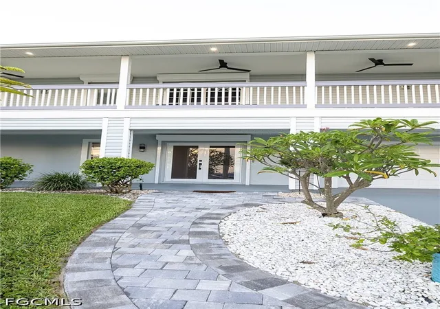 Photo 2 of Single family home for sale at 647 Coral Dr, Cape Coral, FL 33904 | MLS# 2026041625 | Listing updated on 2026-10-04