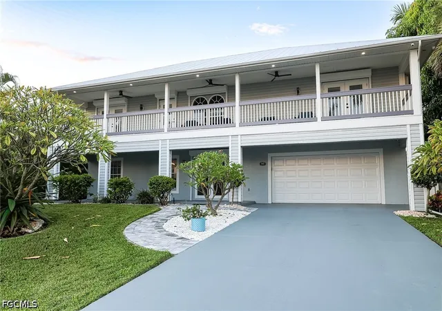 Photo 3 of Single family home for sale at 647 Coral Dr, Cape Coral, FL 33904 | MLS# 2026041625 | Listing updated on 2026-10-04