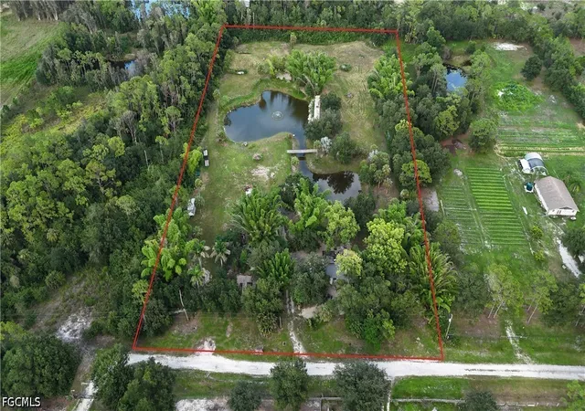 Photo 1 of Manufactured home for sale at 10871 Shirley Ln, North Fort Myers, FL 33917 | MLS# 2026041626 | Listing updated on 2026-10-03
