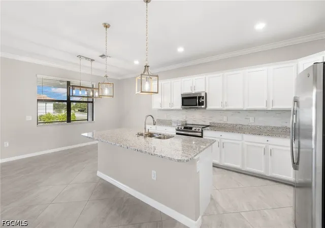 Photo 3 of Single family home for sale at 11884 Arbor Tr Dr, Fort Myers, FL 33913 | MLS# 2026041677 | Listing updated on 2026-10-07