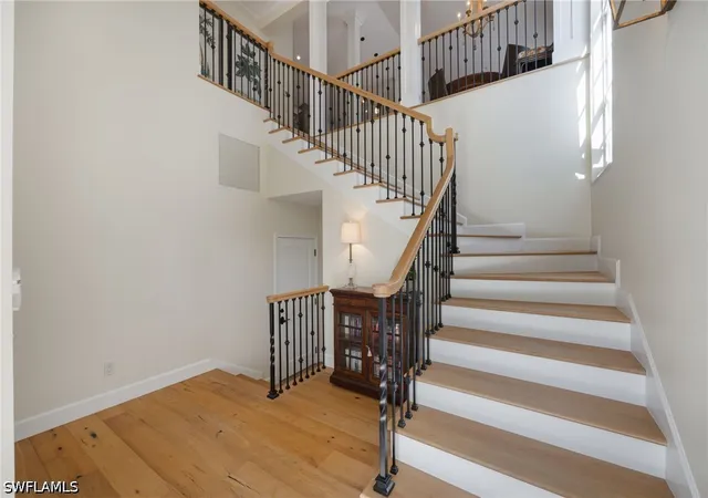 Listing Photo 5 - Condo for sale in building located at 611 10Th Ave S, Naples, FL 34102 - Unit #B2