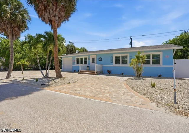 Photo 3 of Single family home for sale at 240 Fairweather Ln, Fort Myers Beach, FL 33931 | MLS# 226035248 | Listing updated on 2026-10-03