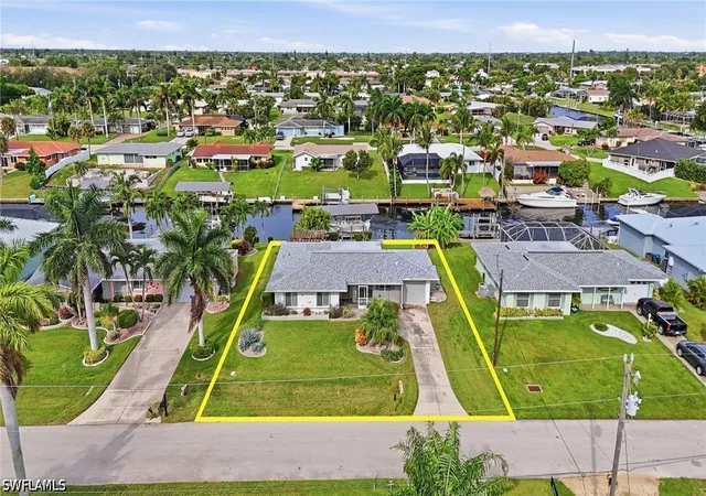 Photo 3 of Single family home for sale at 2816 Se 18th Avenue, Cape Coral, FL 33904 | MLS# 226035735 | Listing updated on 2026-10-06