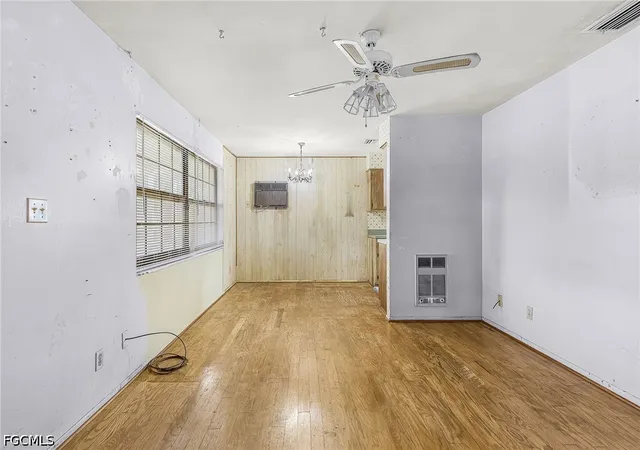 Photo 4 of Single family home for sale at 2450 Aztec Dr, Fort Myers, FL 33916 | MLS# 2026041697 | Listing updated on 2026-10-03