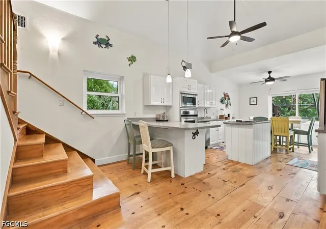 Photo 3 of Single family home for sale at 726 Cardium St, Sanibel, FL 33957 | MLS# 2026041737 | Listing updated on 2026-10-08