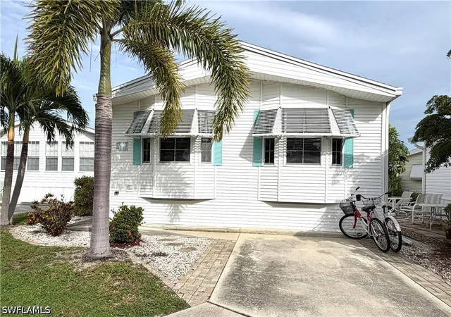 Manufactured home for sale at 4580 Slash Pine Way E, Estero, FL 33928 | MLS# 226035838