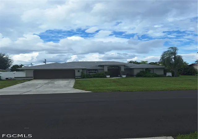 Photo 1 of Single family home for sale at 1947 Se 8th Place, Cape Coral, FL 33990 | MLS# 2026041781 | Listing updated on 2026-10-06