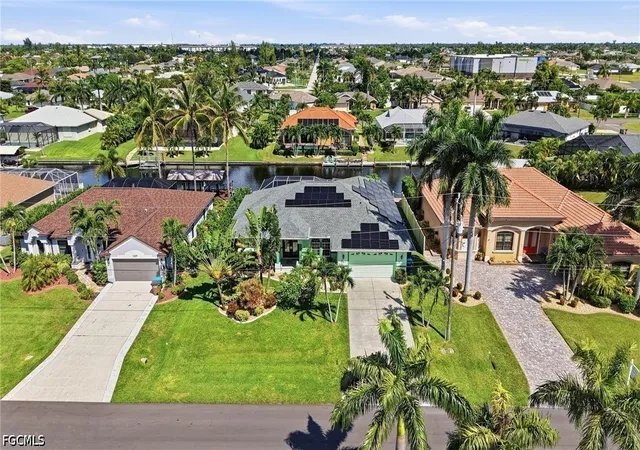 Photo 3 of Single family home for sale at 1625 Sw 43rd Terrace, Cape Coral, FL 33914 | MLS# 2026041812 | Listing updated on 2026-10-07