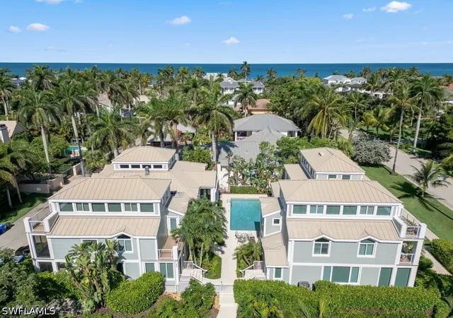 Photo 2 of Condo for sale at 640 2nd Street S #2, Naples, FL 34102 | MLS# 226034859 | Listing updated on 2026-10-06