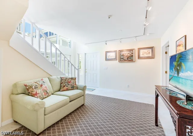 Photo 3 of Condo for sale at 640 2nd Street S #2, Naples, FL 34102 | MLS# 226034859 | Listing updated on 2026-10-06