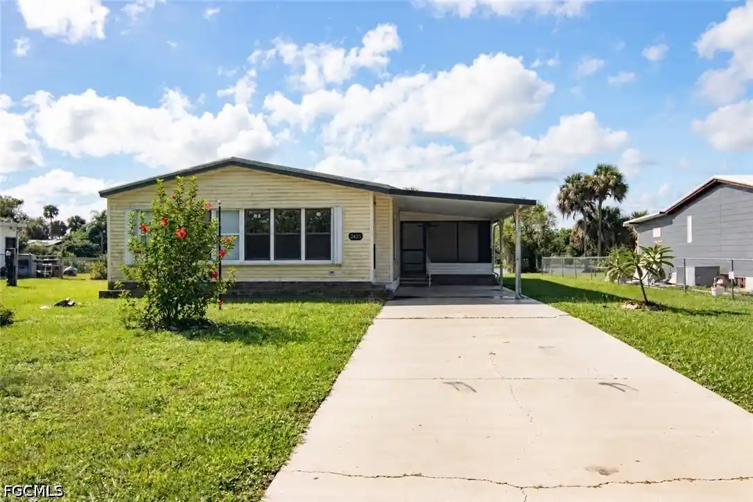 Manufactured home for sale at 2425 Zoysia Ln, North Fort Myers, FL 33917 | MLS# 2026041859