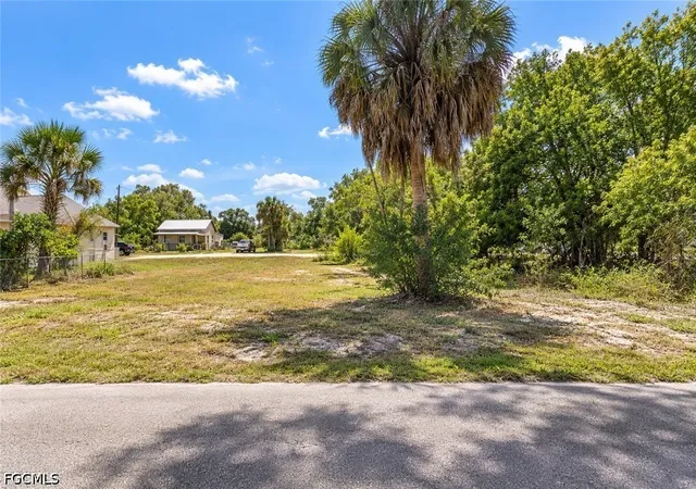 Photo 1 of Land for sale at 3510 N Grimsley Ct, Fort Myers, FL 33916 | MLS# 2026041876 | Listing updated on 2026-10-07