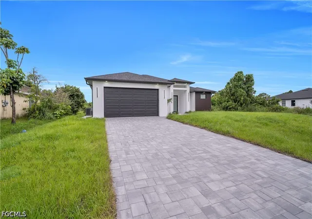 Photo 2 of Single family home for sale at 3307 13th Street SW, Lehigh Acres, FL 33976 | MLS# 2026041895 | Listing updated on 2026-10-05