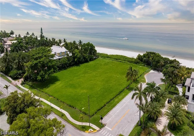 Land for sale at 275 Gulf Shore Blvd N, Naples, FL 34102 | MLS# 226032729