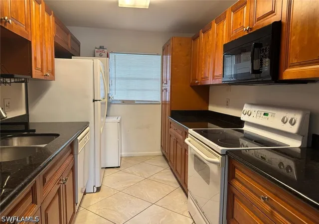 Photo 3 of Condo for sale at 4900 Biscayne Dr #21, Naples, FL 34112 | MLS# 226035931 | Listing updated on 2026-10-05