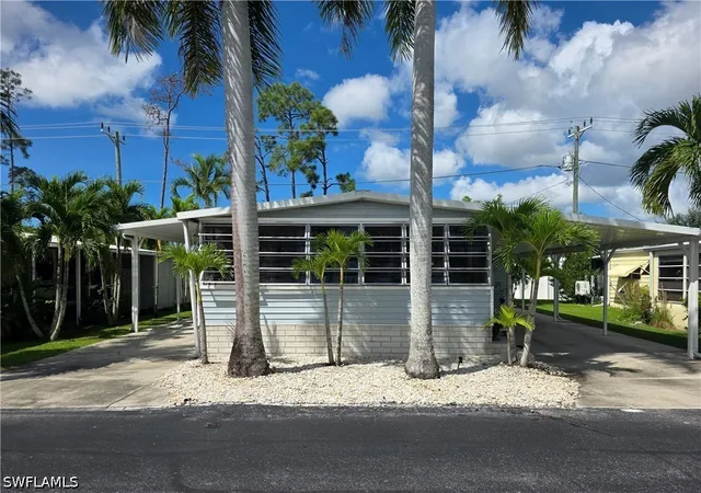 Photo 1 of Manufactured home for sale at 9 Navajo Trl, Naples, FL 34113 | MLS# 226035981 | Listing updated on 2026-10-08