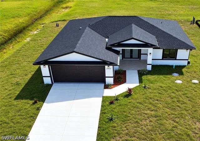 Photo 3 of Single family home for sale at 2057 S Montana Cir, Labelle, FL 33935 | MLS# 226035998 | Listing updated on 2026-10-07