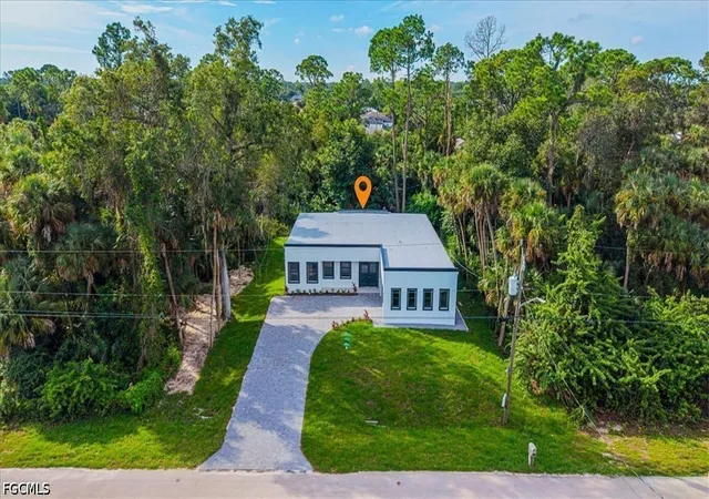 Photo 2 of Single family home for sale at 3721 Tareco St, Fort Myers, FL 33905 | MLS# 2026042004 | Listing updated on 2026-10-07