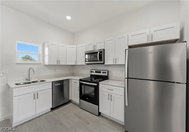 Photo 3 of Single family home for sale at 1092 Breckinridge Ave, Lake Placid, FL 33852 | MLS# 2026042058 | Listing updated on 2026-10-08