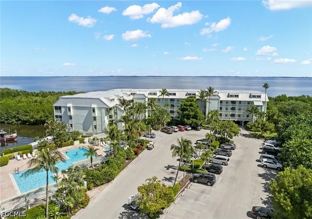 Photo 4 of Condo for sale at 5136 Bayside Villas, Captiva, FL 33924 | MLS# 2026042111 | Listing updated on 2026-10-06