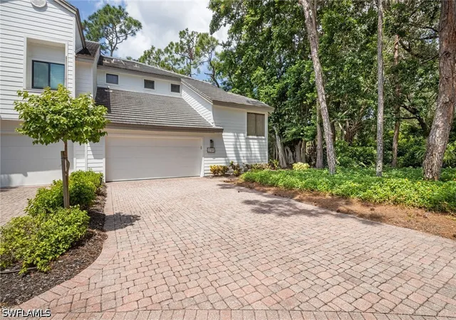 Photo 1 of Townhouse for sale at 27100 Oakwood Lake Dr, Bonita Springs, FL 34134 | MLS# 226029391 | Listing updated on 2026-10-06