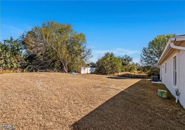 Photo 4 of Single family home for sale at 9018 Penny Cir, Labelle, FL 33935 | MLS# 2026042161 | Listing updated on 2026-10-06