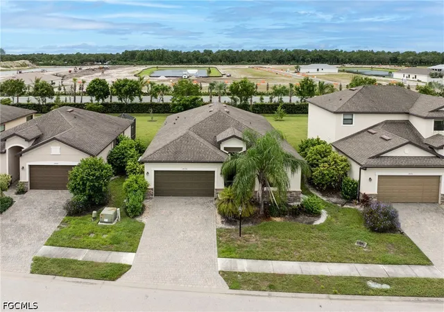 Photo 2 of Single family home for sale at 14378 Vindel Cir, Fort Myers, FL 33905 | MLS# 2026042208 | Listing updated on 2026-10-07