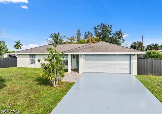 Photo 2 of Single family home for sale at 5467 28th Avenue Sw, Naples, FL 34116 | MLS# 226036108 | Listing updated on 2026-10-07