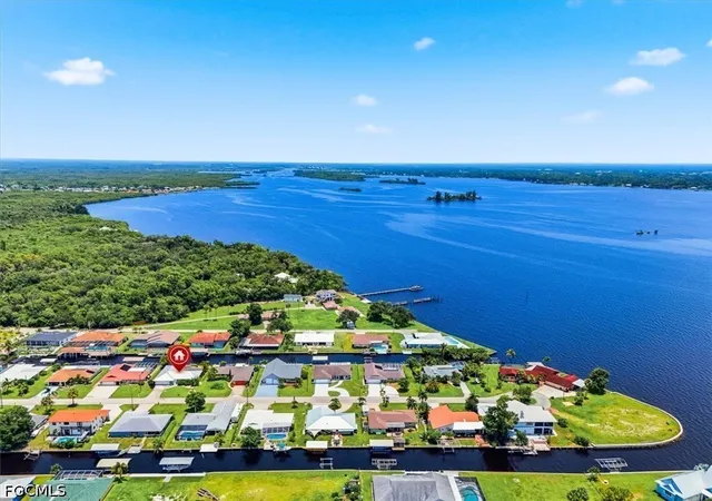 Single family home for sale at 7211 Reymoor Dr, North Fort Myers, FL 33917 | MLS# 2026042213