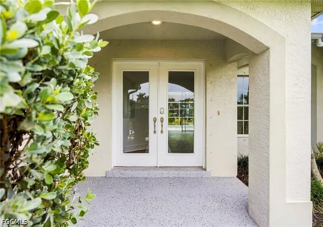 Photo 3 of Single family home for sale at 1724 SW 51st Terrace, Cape Coral, FL 33914 | MLS# 2026042231 | Listing updated on 2026-10-08