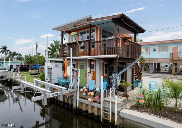 Photo 3 of Single family home for sale at 2644 Cajuput St, Matlacha, FL 33993 | MLS# 2026042287 | Listing updated on 2026-10-07