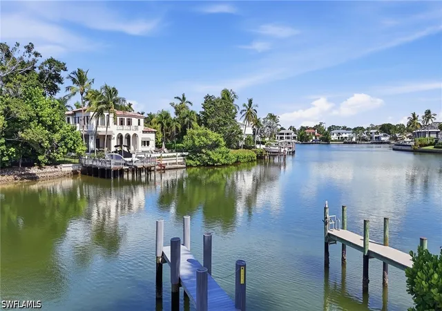 Photo 2 of Condo for sale at 1930 Gulf Shore Blvd N #B302, Naples, FL 34102 | MLS# 226035633 | Listing updated on 2026-10-07