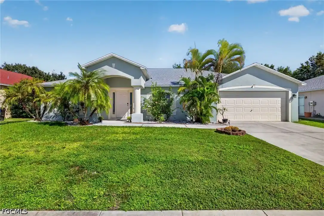Photo 1 of Single family home for sale at 2502 Nature Pointe Loop, Fort Myers, FL 33905 | MLS# 2026042292 | Listing updated on 2026-10-25