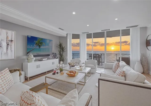 Listing Photo 5 - Condo for sale in building located at 940 Cape Marco Dr, Marco Island, FL 34145 - Unit #603