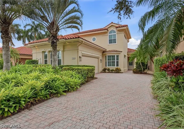 Photo 2 of Single family home for sale at 1324 Via Portofino, Naples, FL 34108 | MLS# 226036205 | Listing updated on 2026-10-08