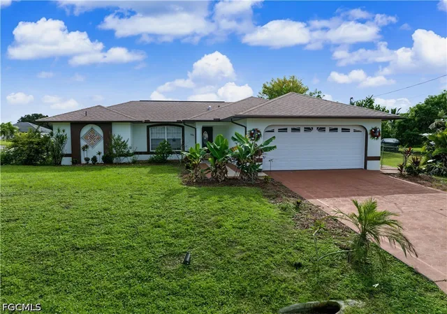 Single family home for sale at 806 Felix Ave N, Lehigh Acres, FL 33971 | MLS# 2026042398