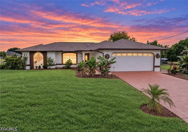 Photo 2 of Single family home for sale at 806 Felix Ave N, Lehigh Acres, FL 33971 | MLS# 2026042398 | Listing updated on 2026-10-08