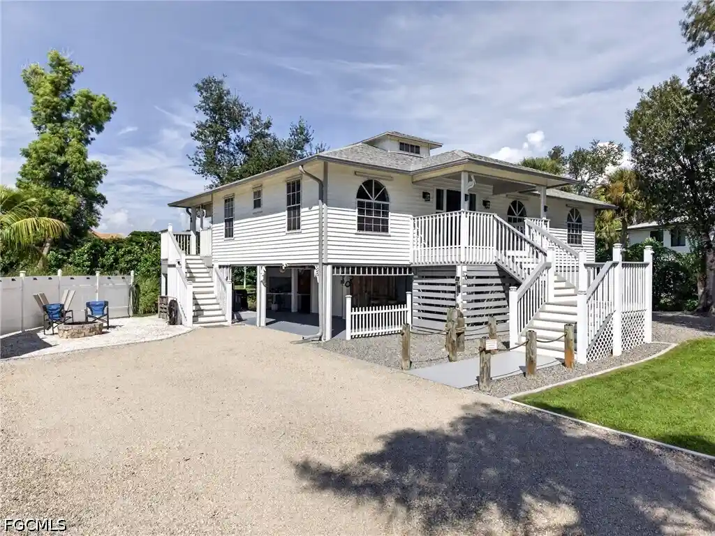 Photo 1 of Single family home for sale at 13370 Almond Dr, Fort Myers, FL 33908 | MLS# 2026042739 | Listing updated on 2026-10-29