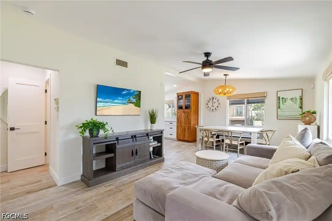 Photo 1 of Single family home for sale at 139 Coconut Dr, Fort Myers Beach, FL 33931 | MLS# 2026042820 | Listing updated on 2026-10-24