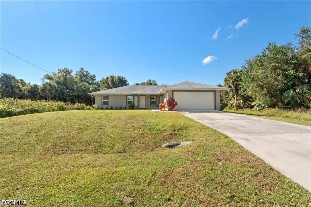 Photo 1 of Sale Pending at 3709 Tracy St, Fort Myers, FL 33905 | MLS# 2026043681 | Listing updated on 2026-10-27
