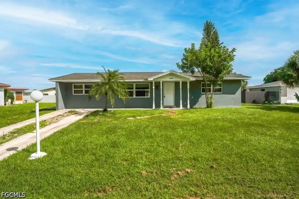Photo 1 of Single family home for sale at 208 Norwich Ave, Lehigh Acres, FL 33936 | MLS# 2026043689 | Listing updated on 2026-10-26