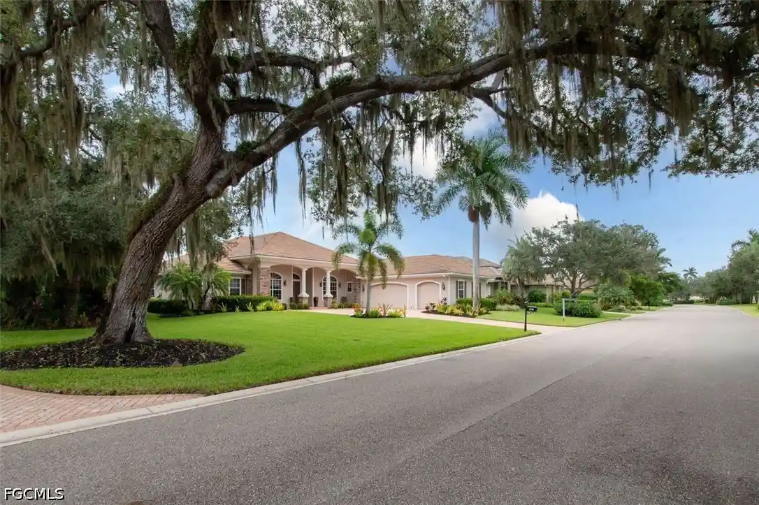 Photo 1 of Single family home for sale at 3750 Mossy Oak Dr, Fort Myers, FL 33905 | MLS# 2026043811 | Listing updated on 2026-10-25