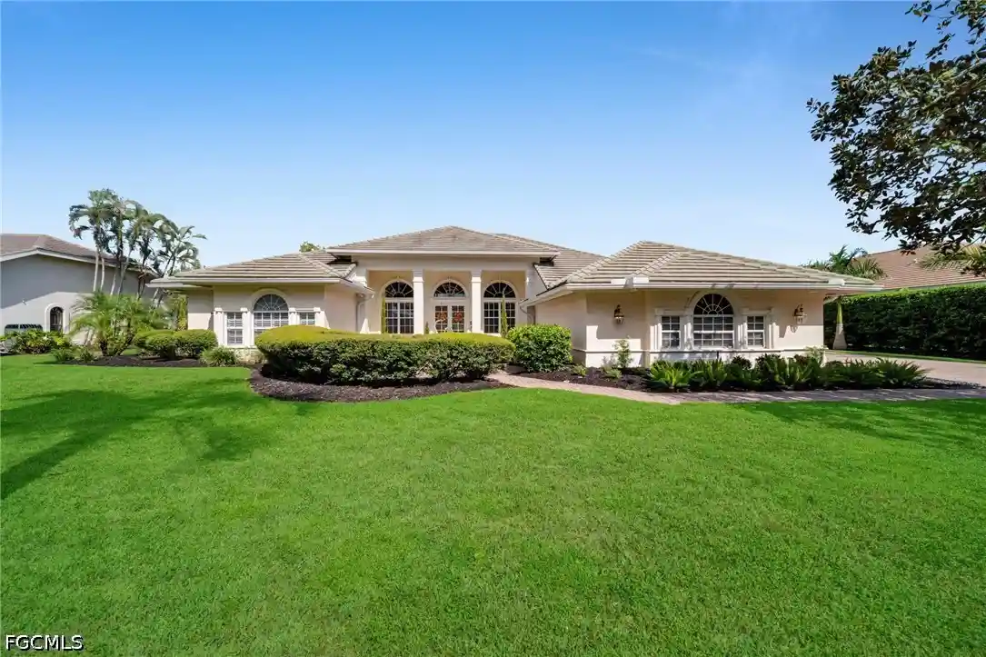 Single family home for sale at 11521 Hampton Greens Dr, Fort Myers, FL 33913 | MLS# 2026043826