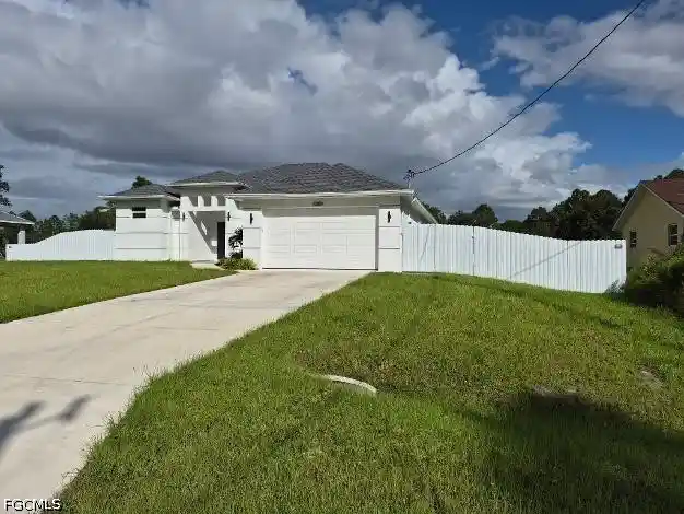 Photo 1 of Single family home for sale at 1208 Jefferson Ave, Lehigh Acres, FL 33972 | MLS# 2026044012 | Listing updated on 2026-10-27