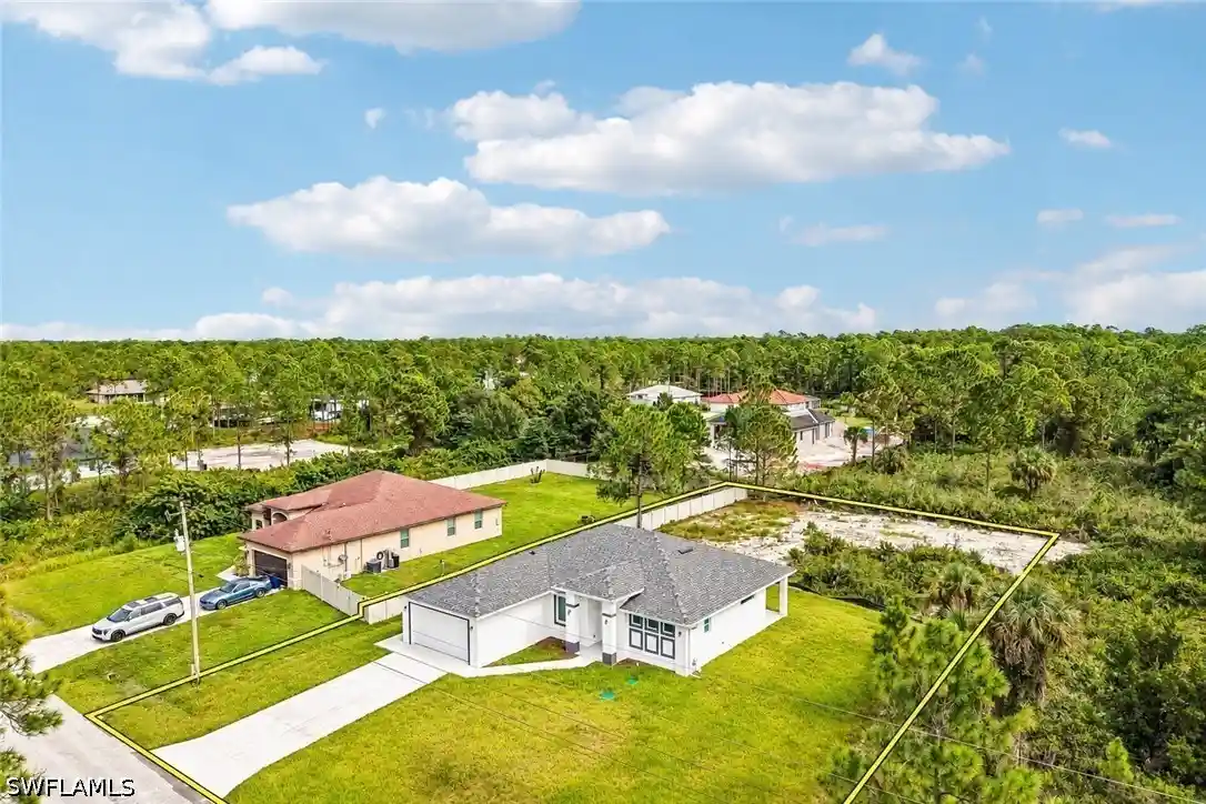 Photo 1 of Single family home for sale at 808 Congress Ave, Lehigh Acres, FL 33972 | MLS# 226038110 | Listing updated on 2026-10-26