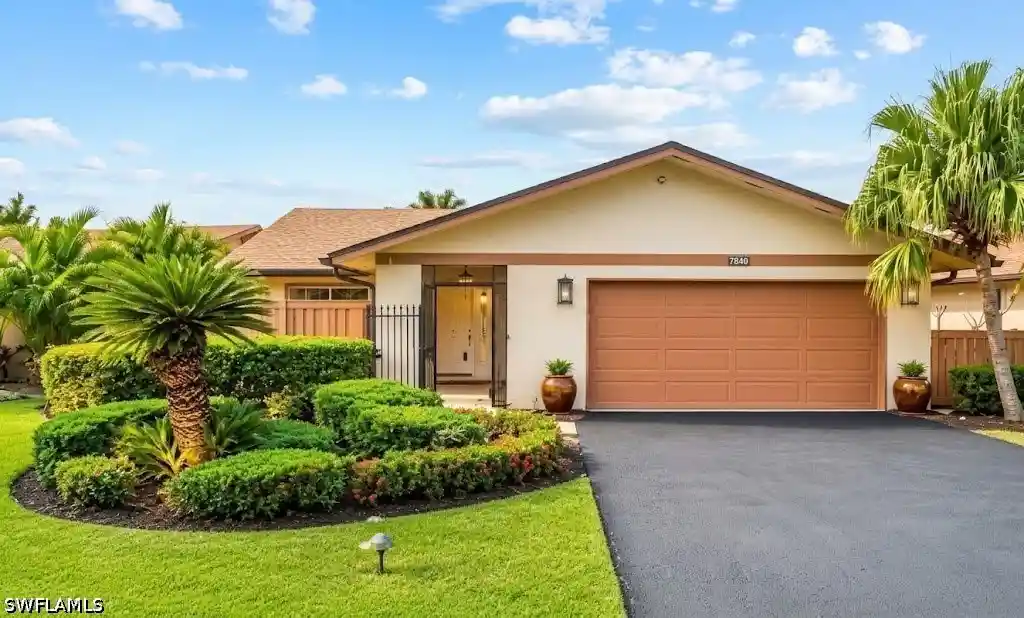 Photo 1 of Single family home for sale at 6450 Royal Woods Dr, Fort Myers, FL 33908 | MLS# 226037777 | Listing updated on 2026-10-22