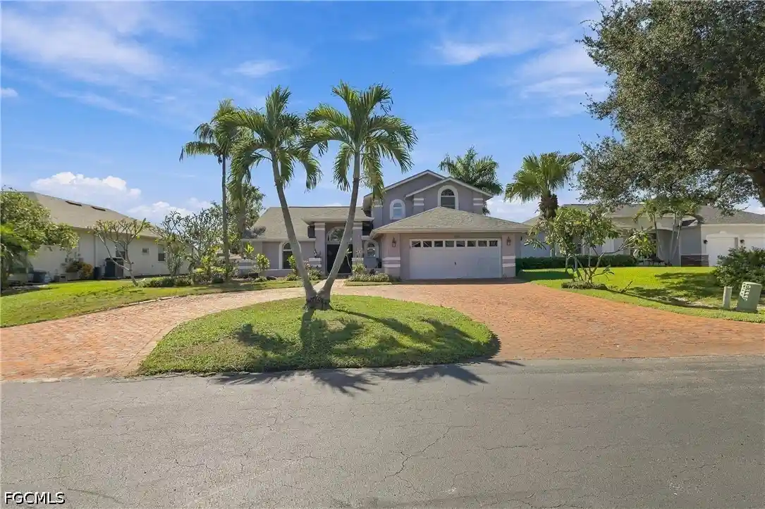 Single family home for sale at 6550 Willow Lake Cir, Fort Myers, FL 33966 | MLS# 2026044198
