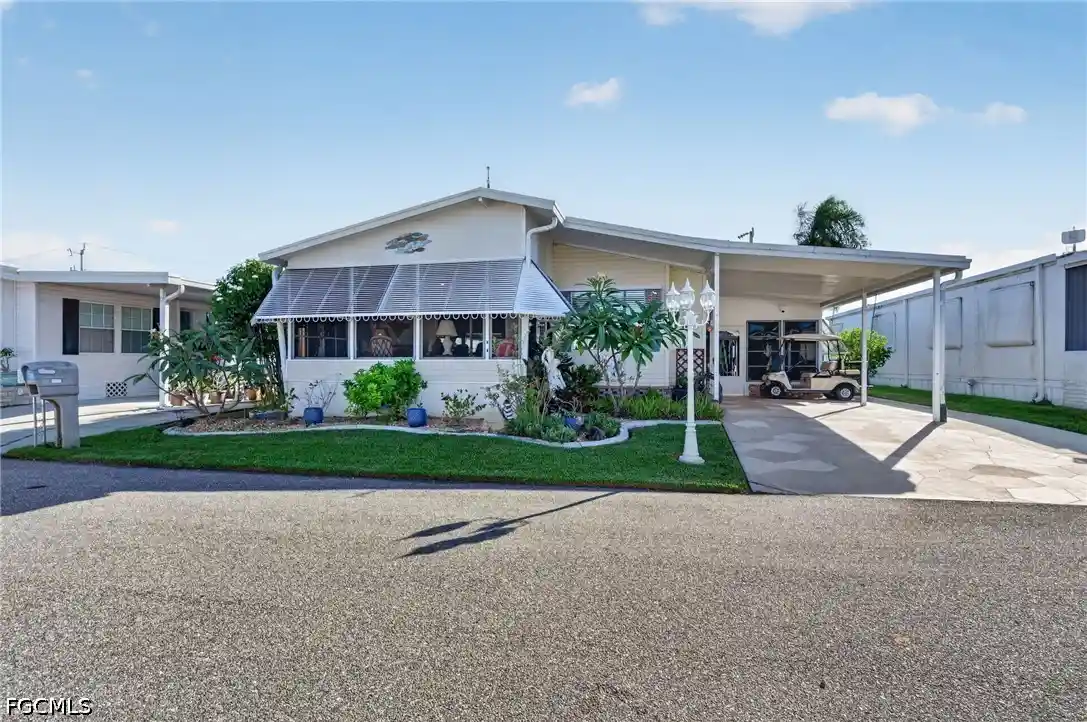 Photo 1 of Manufactured home for sale at 14510 Paul Revere Loop, North Fort Myers, FL 33917 | MLS# 2026044199 | Listing updated on 2026-10-23