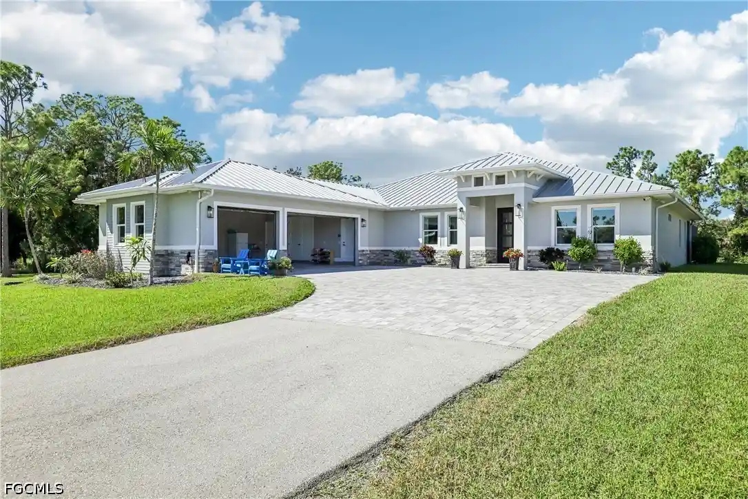 Photo 1 of Single family home for sale at 10440 Deer Run Farms Rd, Fort Myers, FL 33966 | MLS# 2026044351 | Listing updated on 2026-10-22